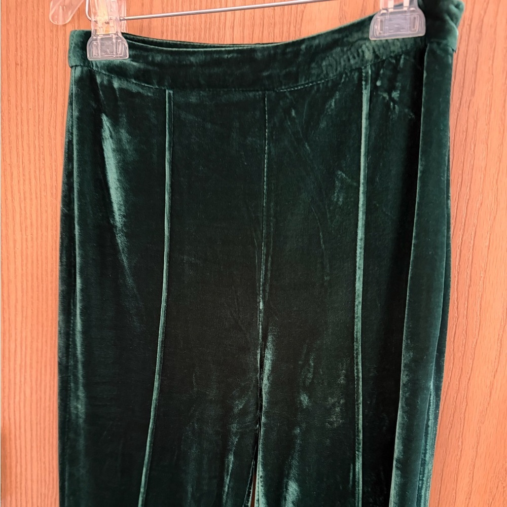 A. CALIN EUC Vintage-Inspired Green Velvet Wide-Leg Flare High Rise Pants Size S - Picture 2 of 11